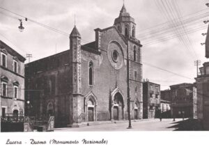 Lucera - Piazza Duomo 1942 - Foto di Antonio Iliceto