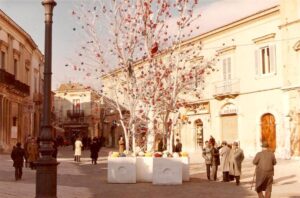 Lucera - Piazza Duomo 1984 - Foto di Ciro Triggiani