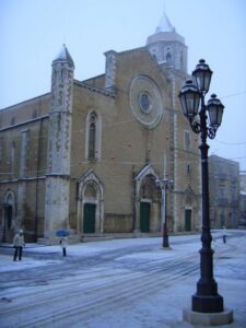 Lucera - Piazza Duomo 2005 - Foto di Teresa Triggiani