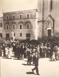 Lucera - Piazza Duomo anni 40