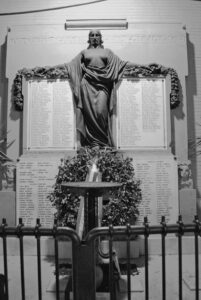 Lucera - Piazza Duomo - Monumento ai Caduti