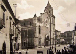 Lucera - Piazza Duomo anni 60