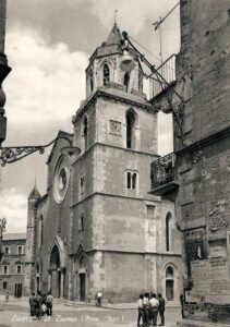 Lucera - Piazza Duomo anni 70