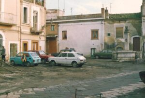 Lucera - Piazza Lecce anni 80 - Foto di Ivano Triggiani