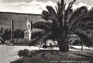 Lucera - Piazza Tribunali anni 60