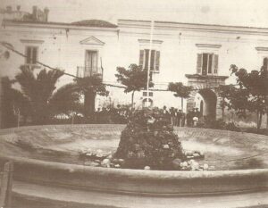 Lucera - Piazza del Carmine (ex Piazza R. Bonghi) - Inaugurazione della fontana del Sele 1927
