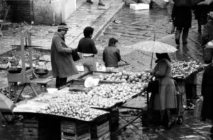 Lucera - Piazza della Repubblica 1977 - Foto di Roberto Toriello