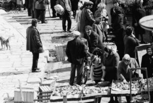 Lucera - Piazza della Repubblica 1977 - Foto di Roberto Toriello