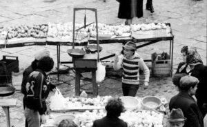 Lucera - Piazza della Repubblica 1977 - Foto di Roberto Toriello