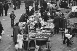 Lucera - Piazza della Repubblica 1977 - Foto di Roberto Toriello