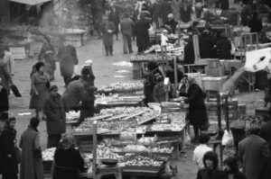 Lucera - Piazza della Repubblica 1977 - Foto di Roberto Toriello