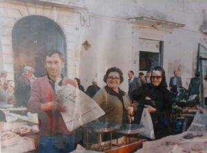 Lucera - Piazza della Repubblica Enzo De Leo anni 80 - Foto fornita da Michele Guerra