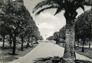 Lucera - Villa comunale anni 70