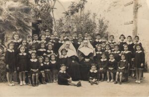 Lucera - Scuole elementari ed Asilo San Leonardo 1947-1^ elementare -Con Battista Anna, Michele Catanese, Fernando Mazzotta - Foto di Fernando Mazzotta