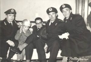 Lucera - Campanile Sera 1960- Da sinistra: Mario Tetta, Barile e Ciccarelli, al centro Rag. De Troia - Il concorrente Squeo - Foto di Antonio Iliceto