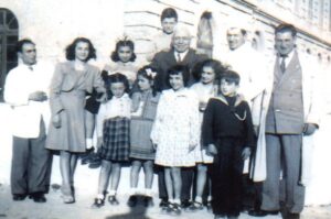Lucera - Convitto Nazionale Bonghi 1946 - Alcuni membri della famiglia del Rettore Palumbo e dei suoi collaboratori - Con Vera, Ines, Ida e Aldo Palumbo