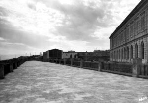 Lucera - Convitto Nazionale Ruggero Bonghi 1938 - Terrazza del cortile grande - Foto di Valentina Di Stefano