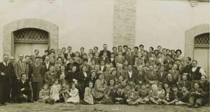 Lucera - Convitto Nazionale Ruggero Bonghi 1948 - Rettore, insegnanti e alunni in gita scolastica a Biccari
