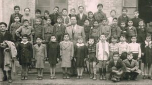 Lucera - Edificio scolastico Tommasone 1951 - Antonio iliceto., 1^ fila con la maglietta a righe