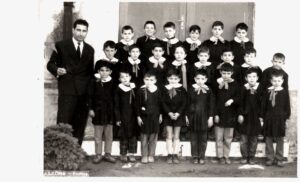 Lucera - Edificio scolastico Tommasone 1960 - Maestro Emanuele Miano - III Eelementare - Foto di Lino Montanaro