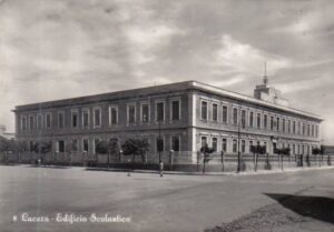 Lucera - Edifificio scolastico Tommasone anni 60