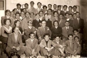 Lucera - Istituto Tecnico Commerciale e per Geometri 1954 - 1° ragioneria - Foto ricordo con il Preside Antonio Iozzi