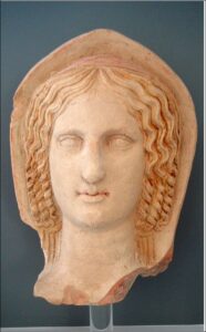 Lucera - Museo civico Fiorelli - Testa di donna