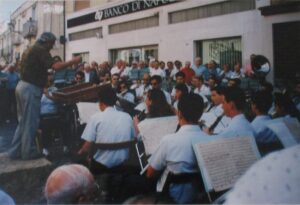 Lucera - Piazza Gramsci 1993 - Concerto della Banda Silvio Mancini con il maestro Alessio Carruozzo