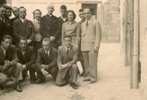 Lucera - Regio Isttituto Tecnico anni 30 - Con Antonio Visciani, Rev. Prof. Cosimo Losurdo(Preside) - Foto di Walter Di Pierro