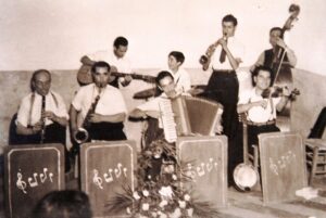 Lucera - Scuole Sacramentini 1945 - Festa per il Matrimonio di Lidia Soffrano con un soldato Americano