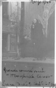 Lucera -Teatro Garibaldi 1940 - Concerto della cantante Margherita Carosio. Sullo sfondo al piano M. Salvatore Preziuso con la pianista