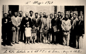 Lucera - Primo Maggio 1947 - La forte cellula n.4 del P.C.I. di Lucera, del Borgo San Matteo - Foto di Rosa Sassi