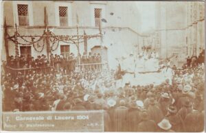 Lucera - Carnevale 1904 - Piazza Duomo - Foto di Walter Di Pierro