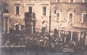 Lucera - Carnevale 1905 - Piazza Duomo - Foto di Antonio Iliceto
