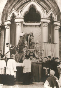 Lucera - Festa patronale 1947- Mons. Vendola, Sindaco Libero Giulio Follieri e Peppe Stanca (con i capelli)