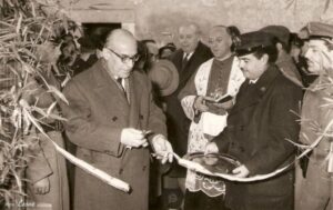 Lucera - 1950 -Inaugurazione nuovo Uff. Postale in Via S. Domenico con S. E. Pio Petrilli, S. E. Mons. D. Vendolae, Peppino Polito - Foto di Franco e M. Polito