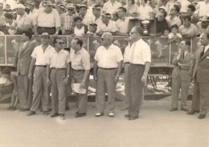 Lucera - Coppa Sacco 1956, con Antonio Donnino, Antonio Pietro Triggiani, Avallini Alessandro e sindaco Mario Ferrone - Foto di Federica Triggiani