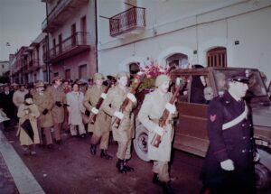 Lucera - Rientro soldato Cenicola Umberto 1985 - Raffaele Iliceto, Magg. Iliceto, Col. Pacotti, Sindaco Albano