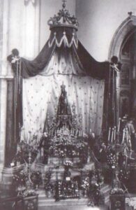 Lucera - Festa patronale anni 20 - Trono di Santa Maria