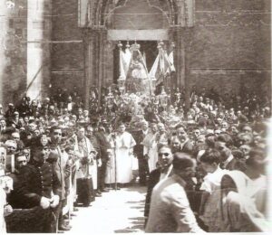 Lucera - Festa patronale anni 30 - Processione di S. Maria - Foto di Antonio Iliceto