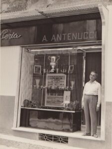Lucera - Antenucci Armando - Negozio di argenteria in Via Amicarelli 1950