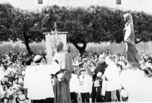 Lucera - Inaugurazione del monumento, in Piazza Tribunale, del Padre Maestro - Foto di Gianni Mentana