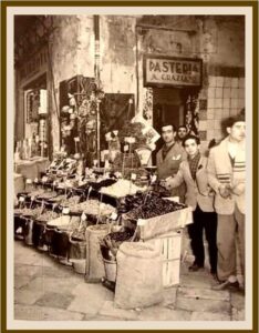 Lucera - Graziano A. - Pasteria in Piazza Mercato - Foto di Gennaro Velle