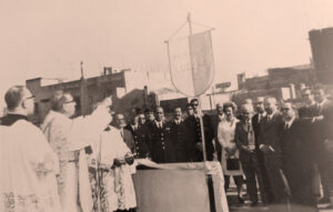 Lucera - Benedizione Labaro intitolato al prof. Giuseppe Bizzarri, Presidente dell'U. S. Calcio Lucera 1970. Presenti sen. avv. Mario Follieri e Sindaco Avv. Scarano