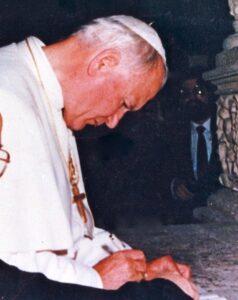 Lucera - Visita di S Santità Giovanni Paolo II 1987 - Foto di Lello Preziuso