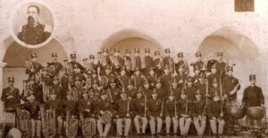 Lucera - Maestro Silvio Mancini e la Banda della città - 1903 - Il quarto della seconda fila (guardando da sinistra) è mio nonno Antonio Iliceto