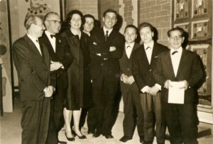 Preziuso Salvatore - 1° Saracino d'oro presso il teatro San Giuseppe di Lucera -Mago Zurli( CinoTortorella), Simonetti, Maestro Preziuso, prof.ssa Benassi, Perna, Perna, Susanna e Siani anni 60