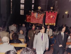 Associazione Bersaglieri di Lucera 1990 - Benedizione del 3° Labaro - A sinistra Savino Romice e a destra il Presidente Francesco Longo